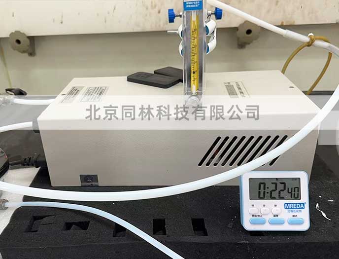 臭氧在 AZO（铝掺杂氧化锌）薄膜高可控性生长中的原理与应用